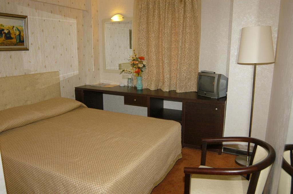Palmcity Hotel Akhisar Room photo